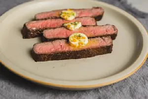 Kiss Me Steak
