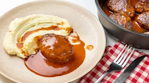 Classic Salisbury Steak 2
