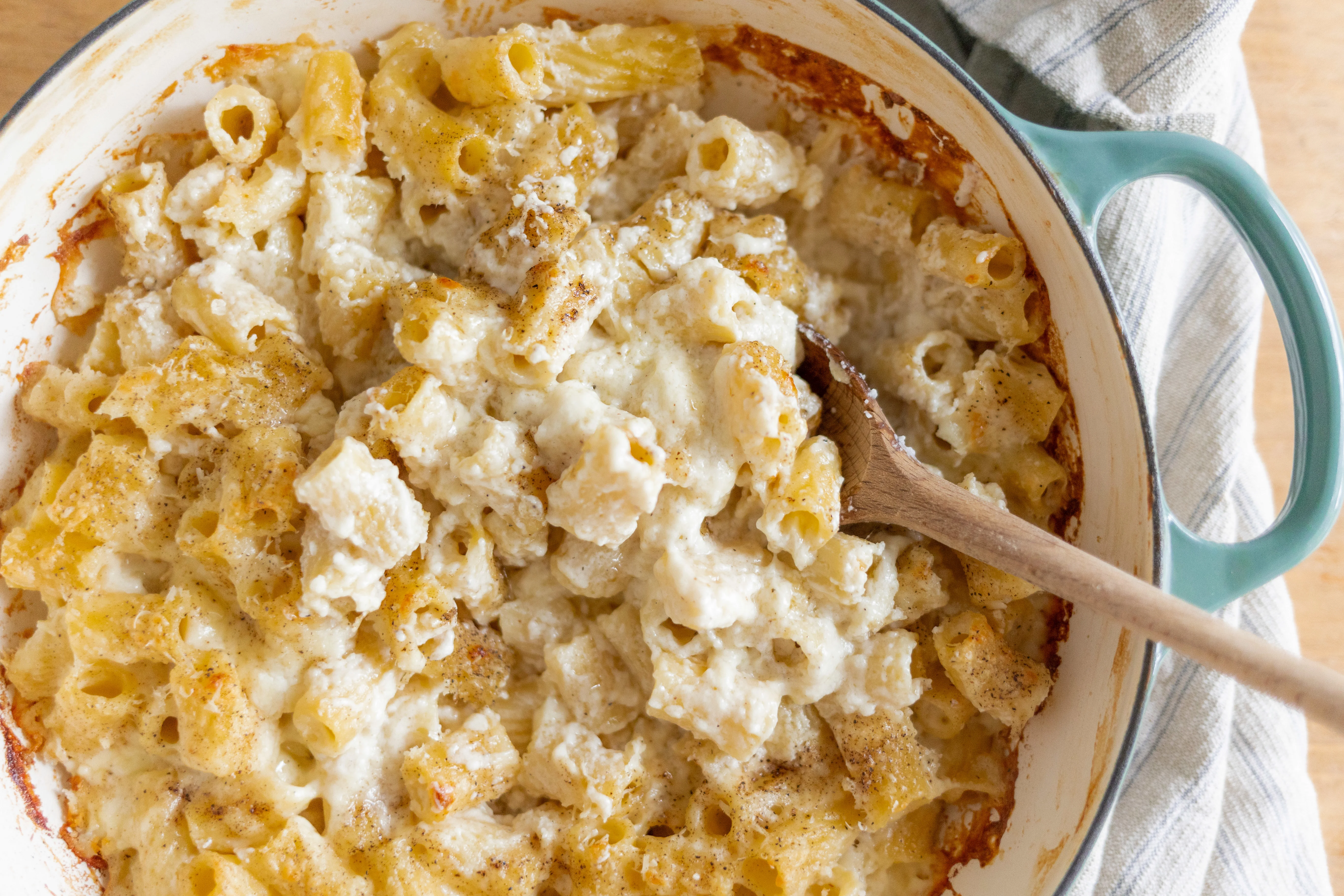 The Queen's Pasta | Command Cooking