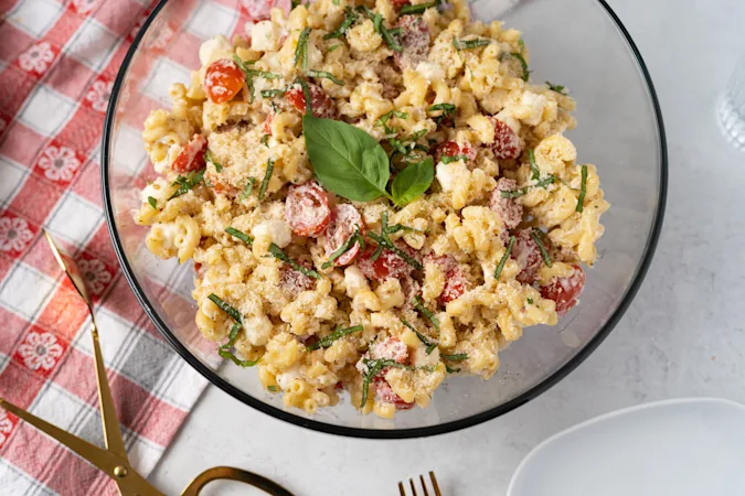 StichedIn-Caprese Macaroni Salad-001