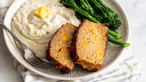 Cheesy Turkey Meatloaf 2 (2)