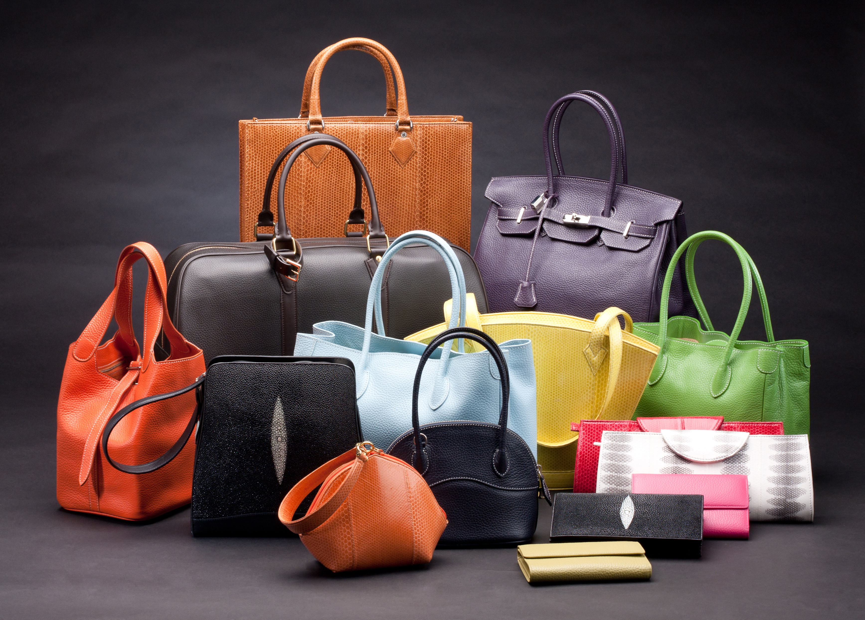 What's the most popular purse to wear at Christmastime? image