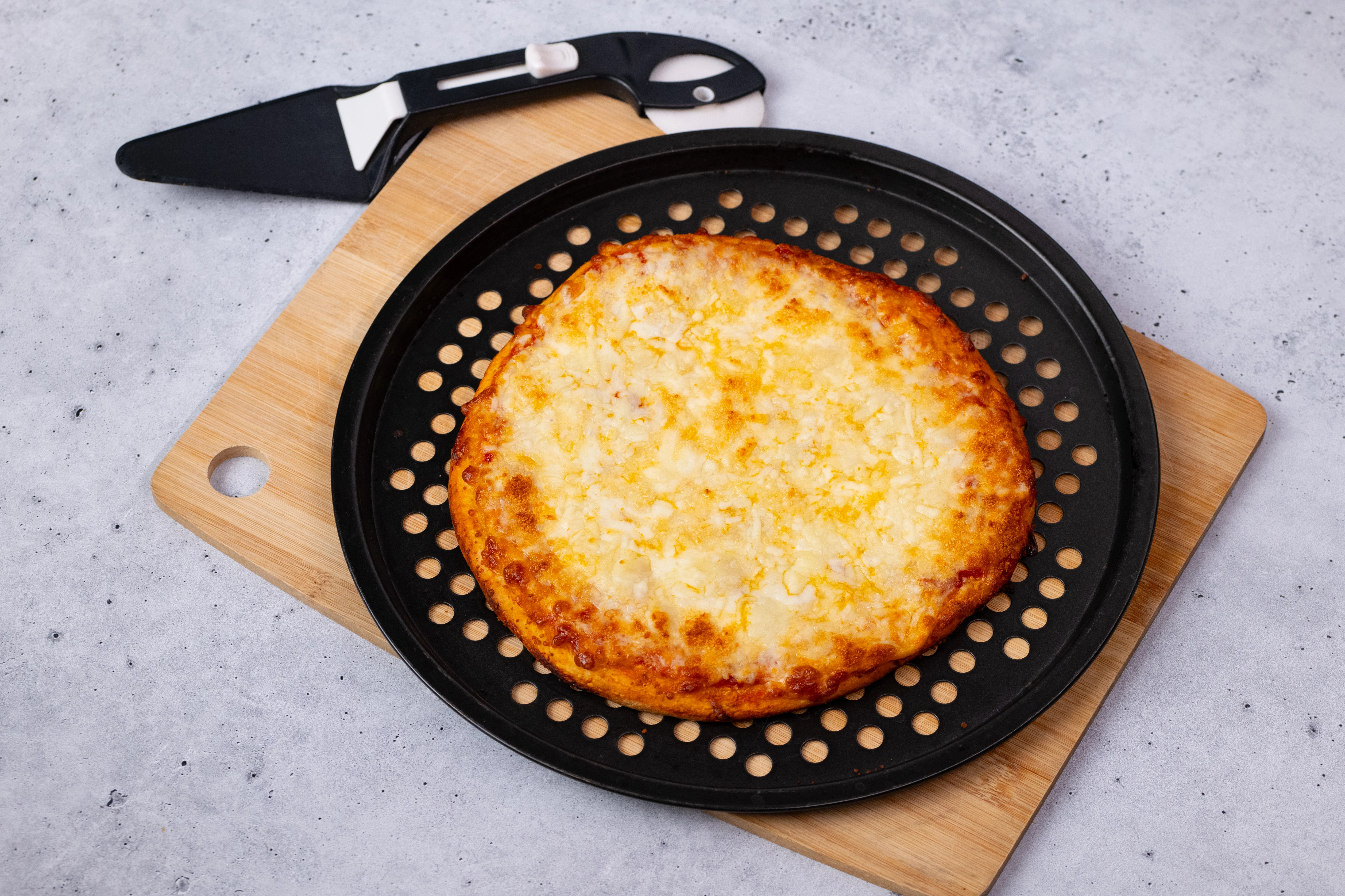 Amazing White Pizza | Heartland Cooking