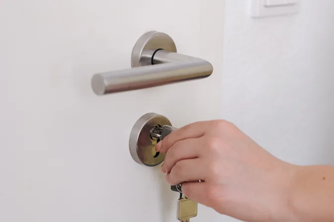 5 Personal Safety Tips for New College Students-3