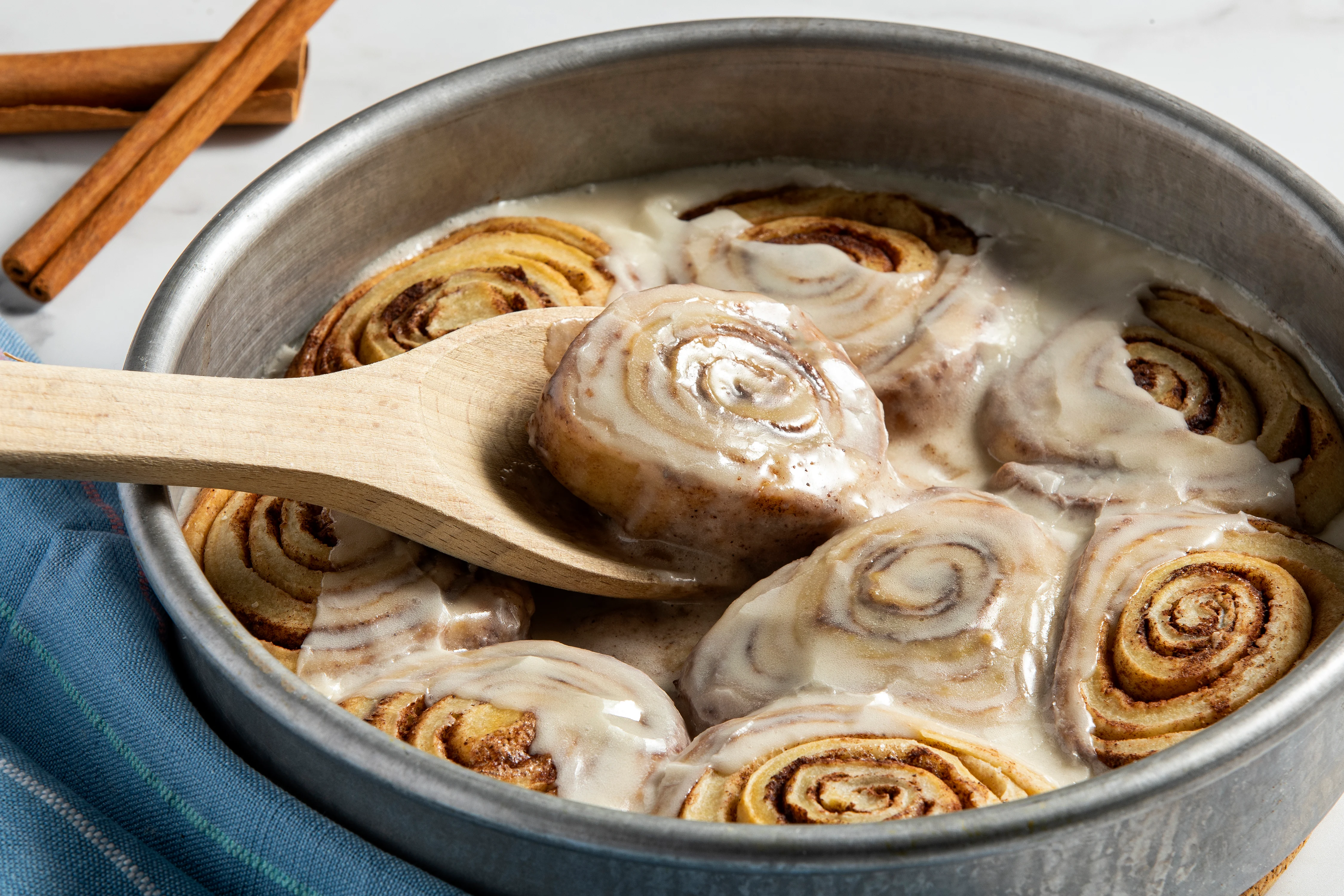 Best Homemade Cinnamon Rolls | Cooking Professionally