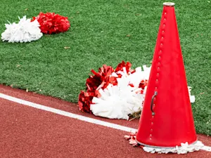 Why Did a Cheerleader Pay a Classmate to Kill Her Father?-main