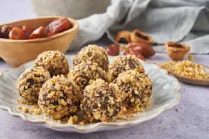 Date Truffles 05