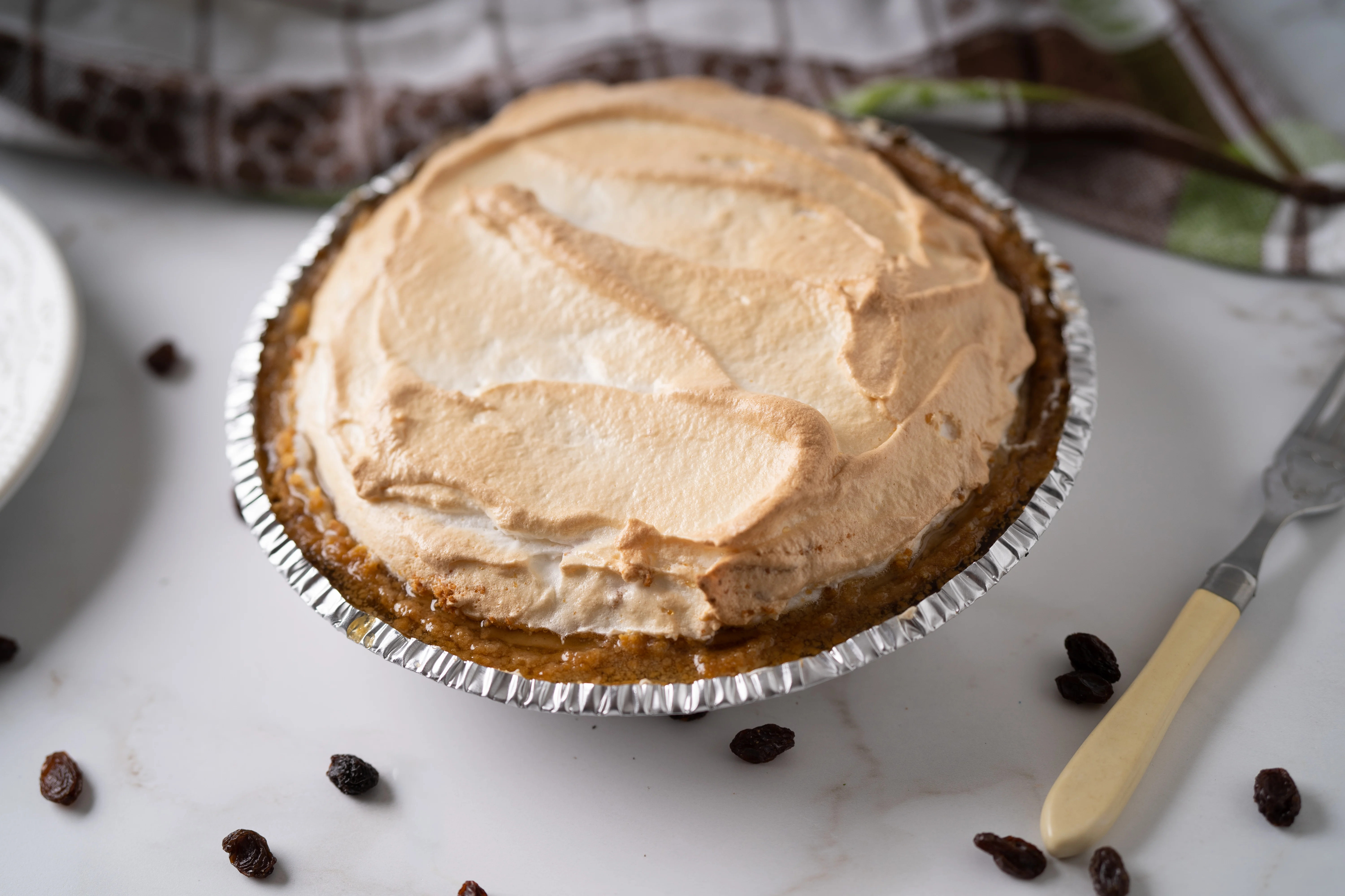 Sour Cream Raisin Pie | Cooking Professionally