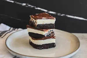 Amaretto Brownies (2)