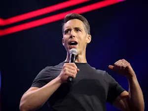 Josh Hawley (53068962466)