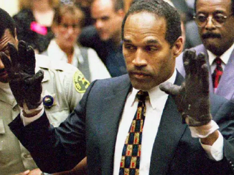 8 Notorious Celebrity Lawsuits-5