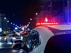 Mail Thieves Hit Over 100 Homes Before Arrest After 23-Mile Police Chase-1