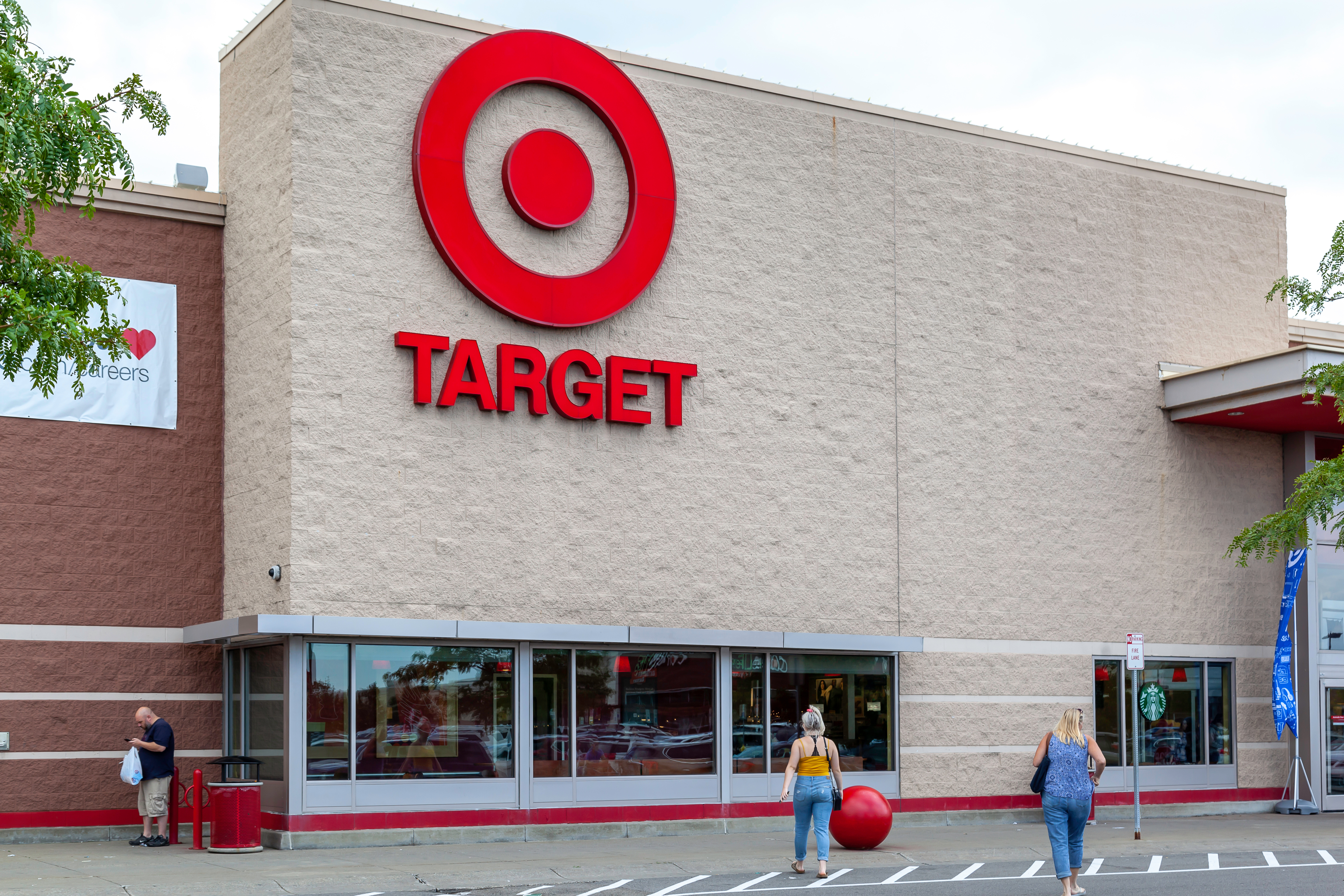 What Happens When Target becomes the Target of Serial Theft? -main