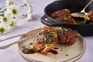 Sugar-Glazed Chicken Thighs