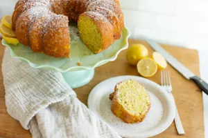 Poppy Lemon Cake