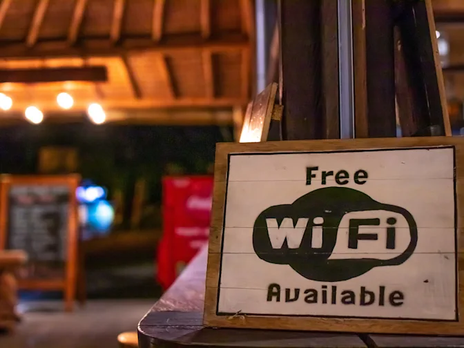 Think Public Wi-Fi Is Safe? Not for Your Bank Account-2