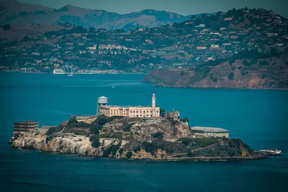 10 Bizarre Prison Facts That Are Stranger Than Fiction-1