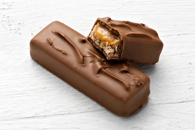 Which candy bar can't stop laughing? image