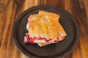 Cherry Cheesecake Cobbler 1
