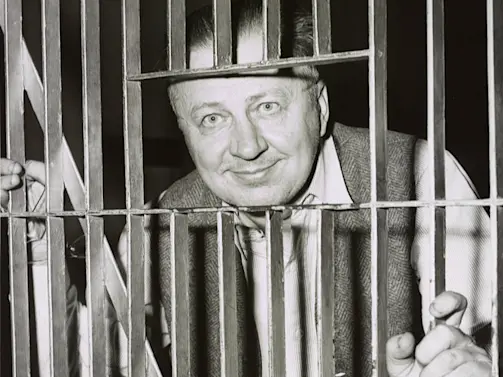 Mad Bomber: The Explosive Tale of George Metesky's NYC Terror-1