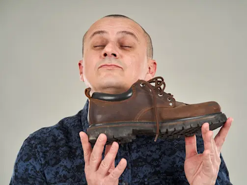 Greek Man Sentenced for Sneaking Into Neighbors’ Homes to Smell Shoes-1
