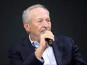 Larry Summers (54372635837)