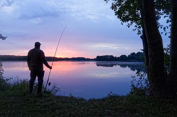  What kind of money do fishermen make? image