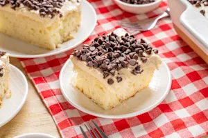 Cannoli Poke Cake