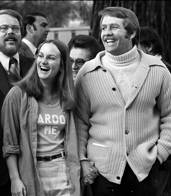 Patty Hearst: Victim or Revolutionary?-4