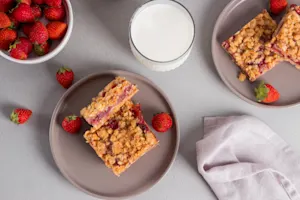 Strawberry Love Bars