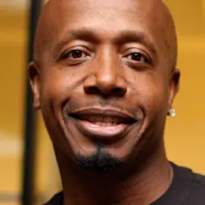 MC Hammer Went Bankrupt in His 30s — Now He’s Doing This Instead