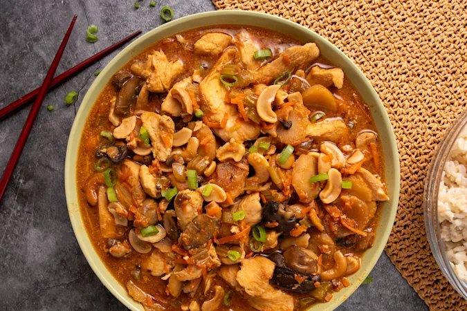 Slow Cooker Cashew Chicken