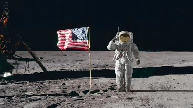 Did Buzz Aldrin Punch a Moon Landing Denier? The Full Story!-1