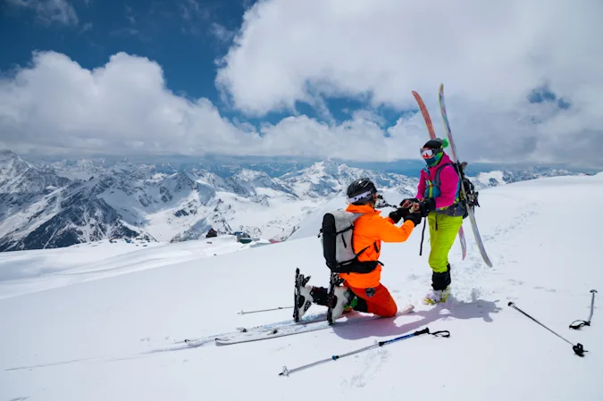 What stone does a skier want in her engagement ring? image