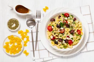 Summer Mediterranean Pasta Salad