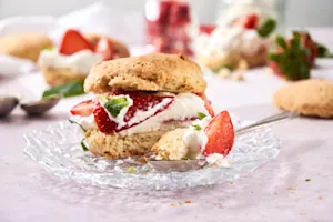 Easy Strawberry Shortcakes