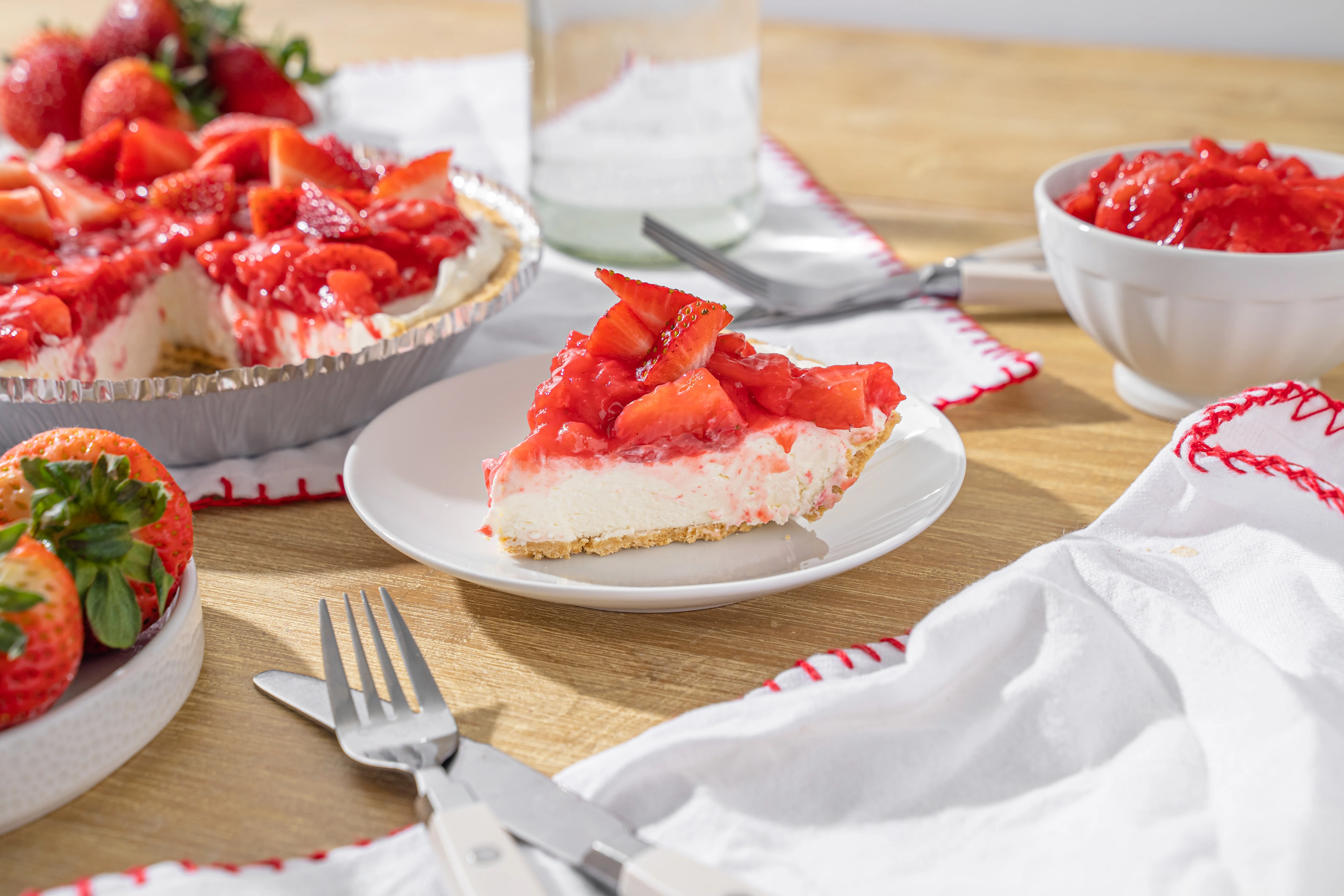 Strawberry Cream Cheese Pie | Cooking Professionally