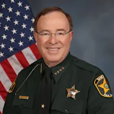 Cocky fugitive's social media challenge