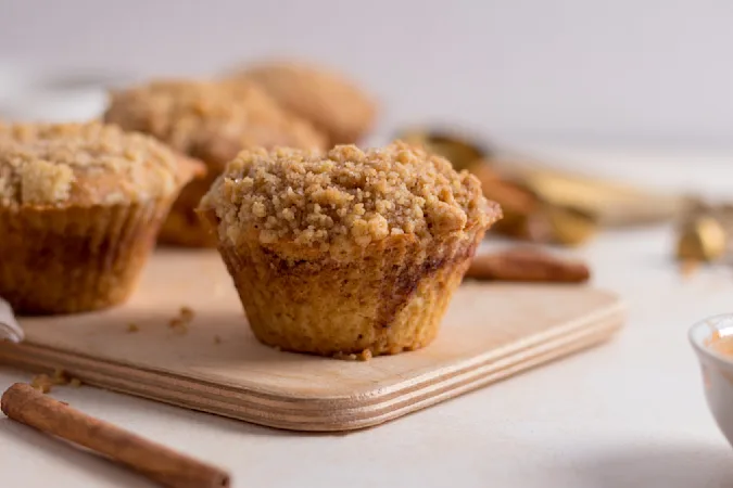 Traditional Cinnamon Streusel Muffins