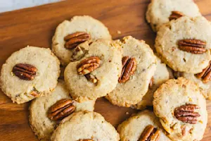 Sweet Pecan Sandies