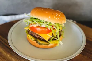 Best Classic Cheeseburger