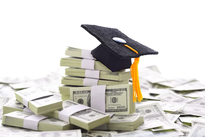College Admission Scandal Exposed- Celebrity Jail Time for ‘Operation Varsity Blues’-2