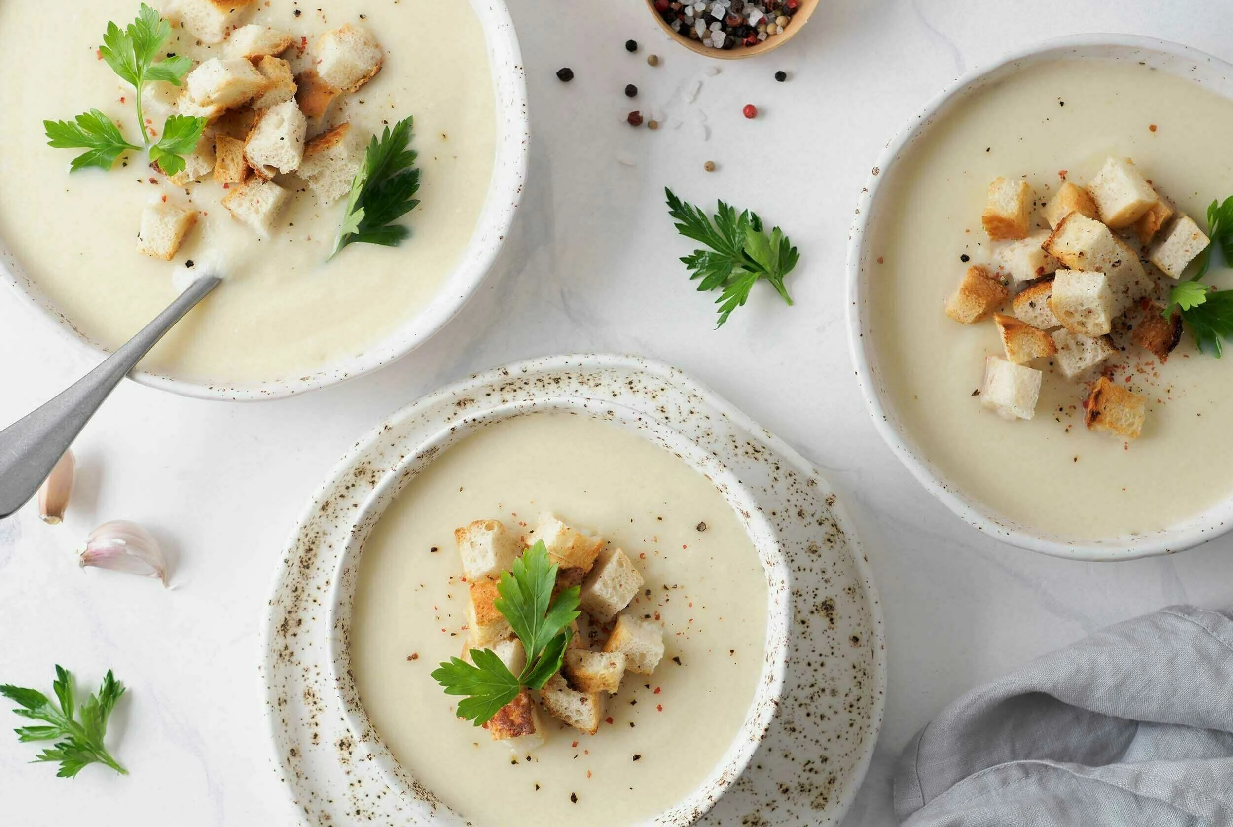 Delicious Roasted Cauliflower Soup | Lazy Cooking