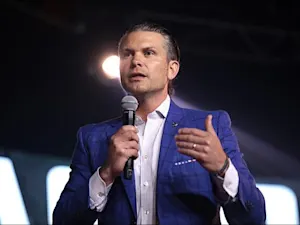 Pete Hegseth (52940857382)