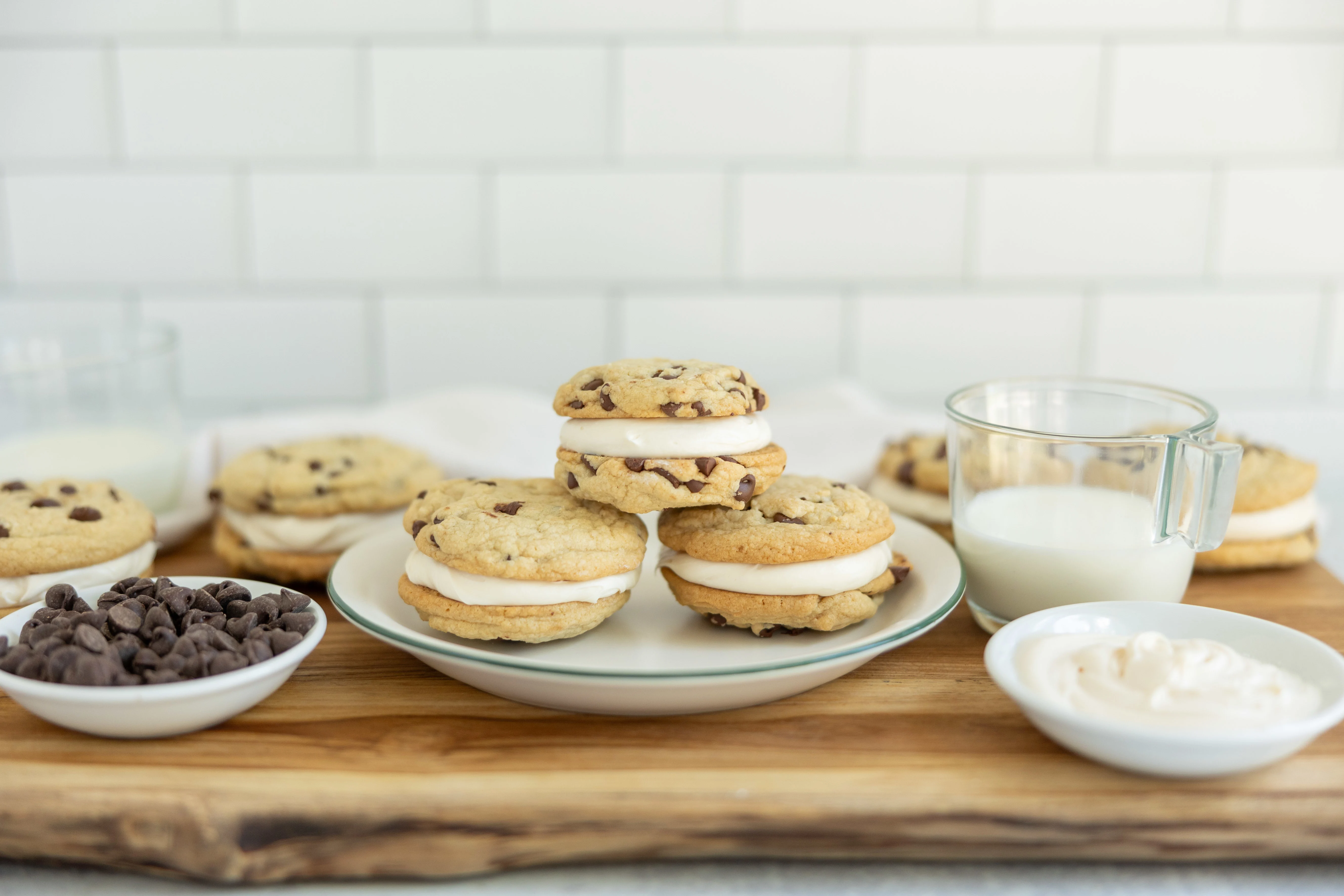 Chocolate Chip Sammies | Lazy Cooking