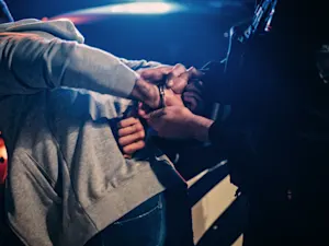 Man Arrested After Fight Over Sneezing Near Thanksgiving Dinner Turns Deadly-1