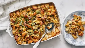 Classic Thanksgiving Stuffing