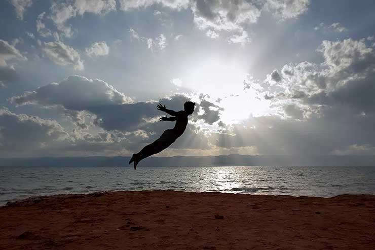  Why is Peter Pan always flying? image