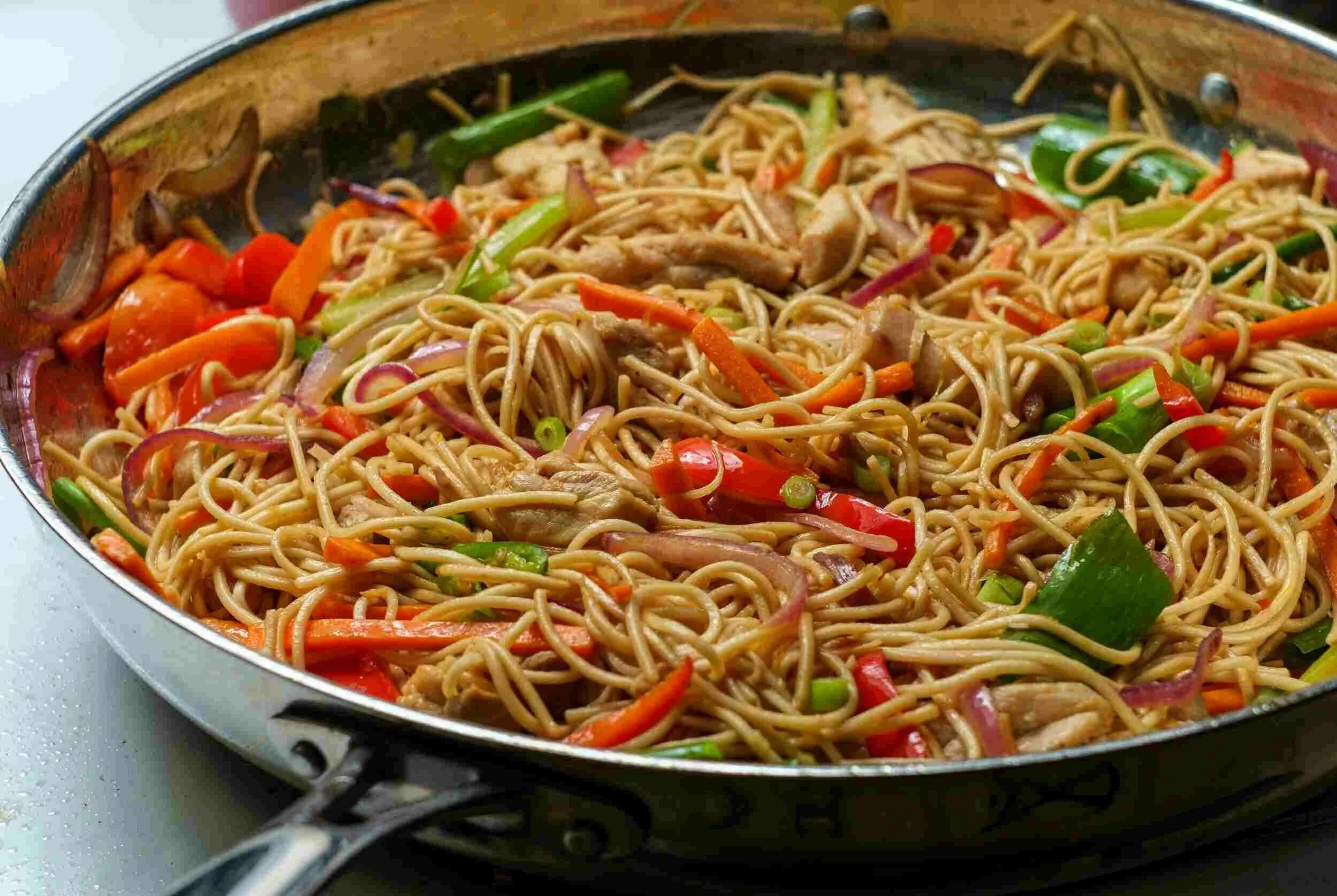 Hakka Noodles | Cooking Professionally
