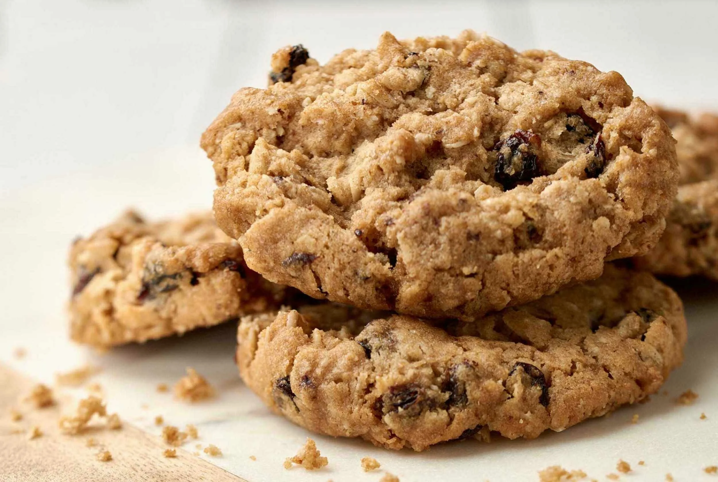Gran's Old-Fashioned Oatmeal Raisin Cookies | Cooking Professionally